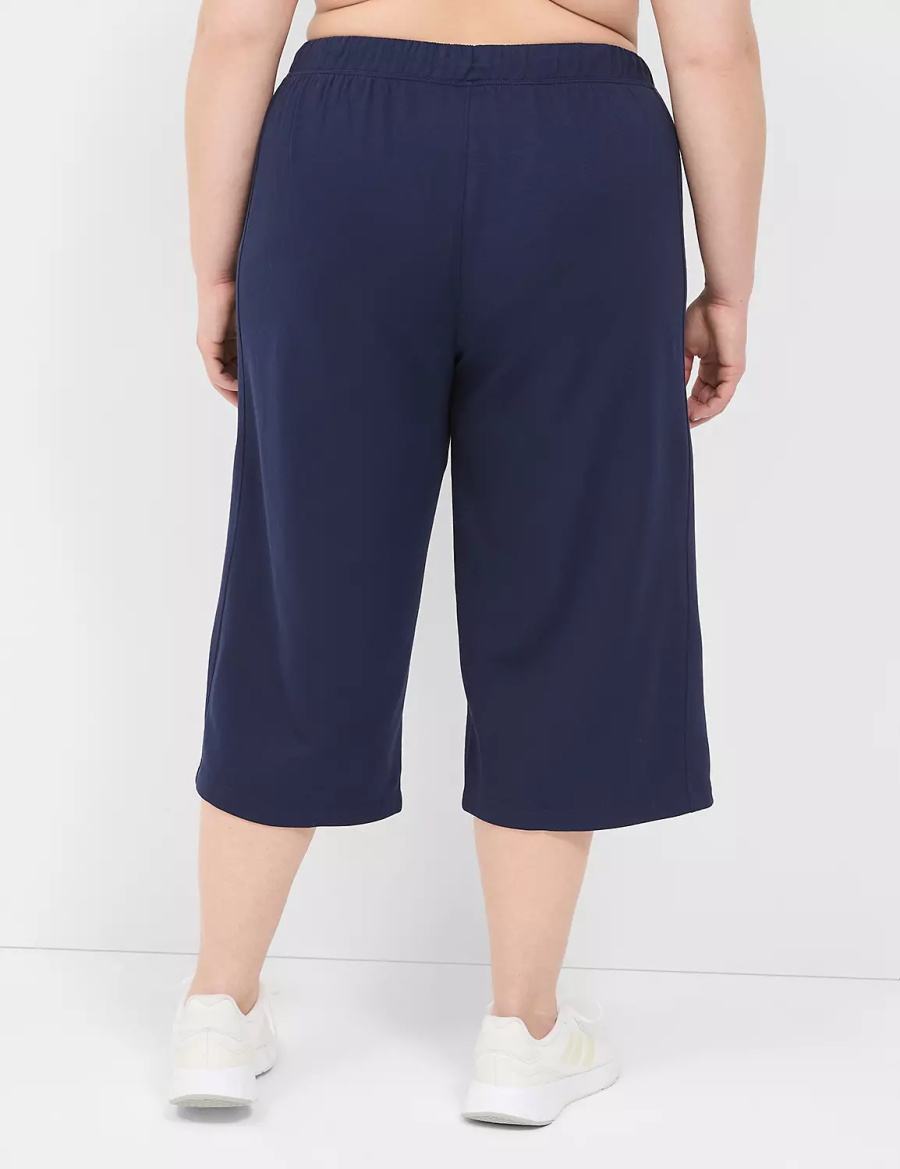 Lane Bryant LIVI French Terry Relaxed Straight Capri Women Pants Navy | MCT5014GB